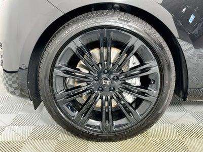 2027 Land Rover Range Rover SE LWB