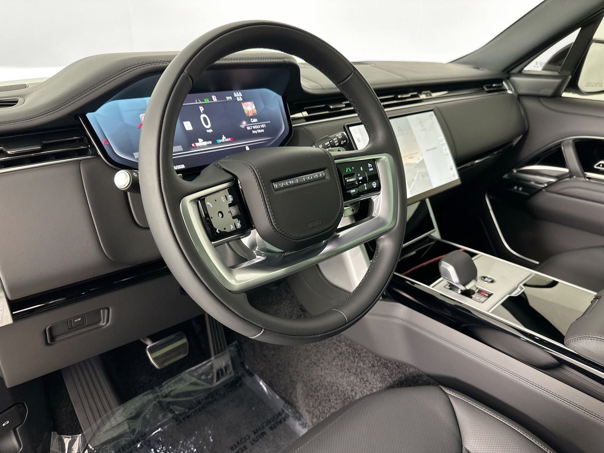 2026 Land Rover Range Rover SE LWB