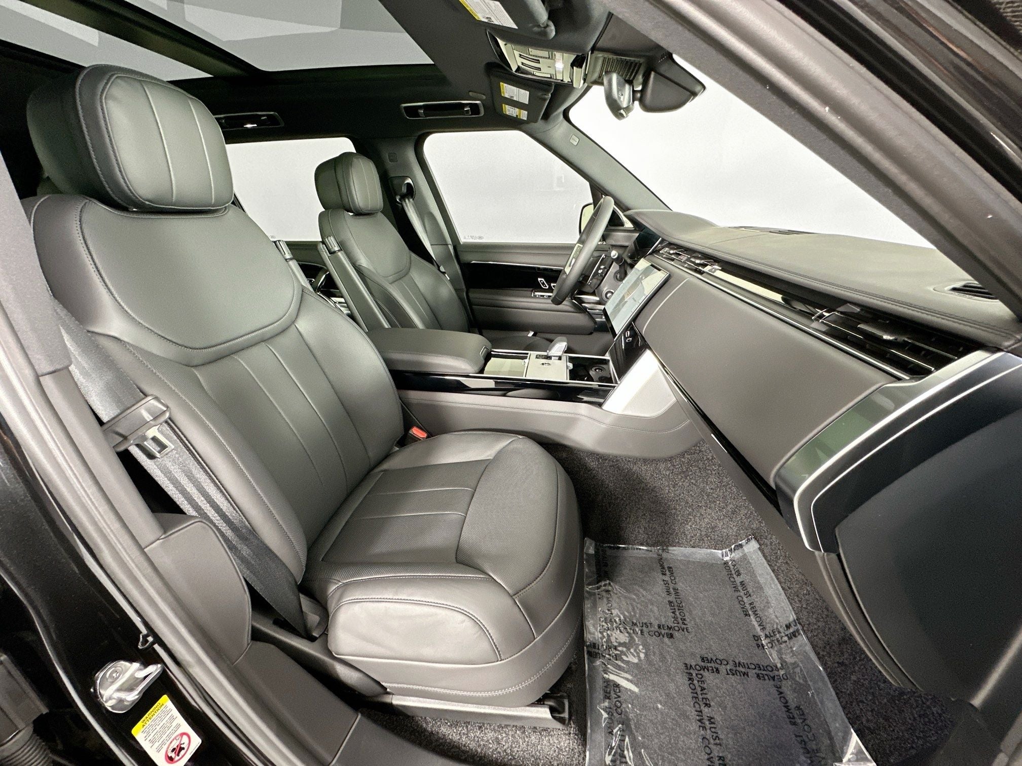 2026 Land Rover Range Rover SE LWB