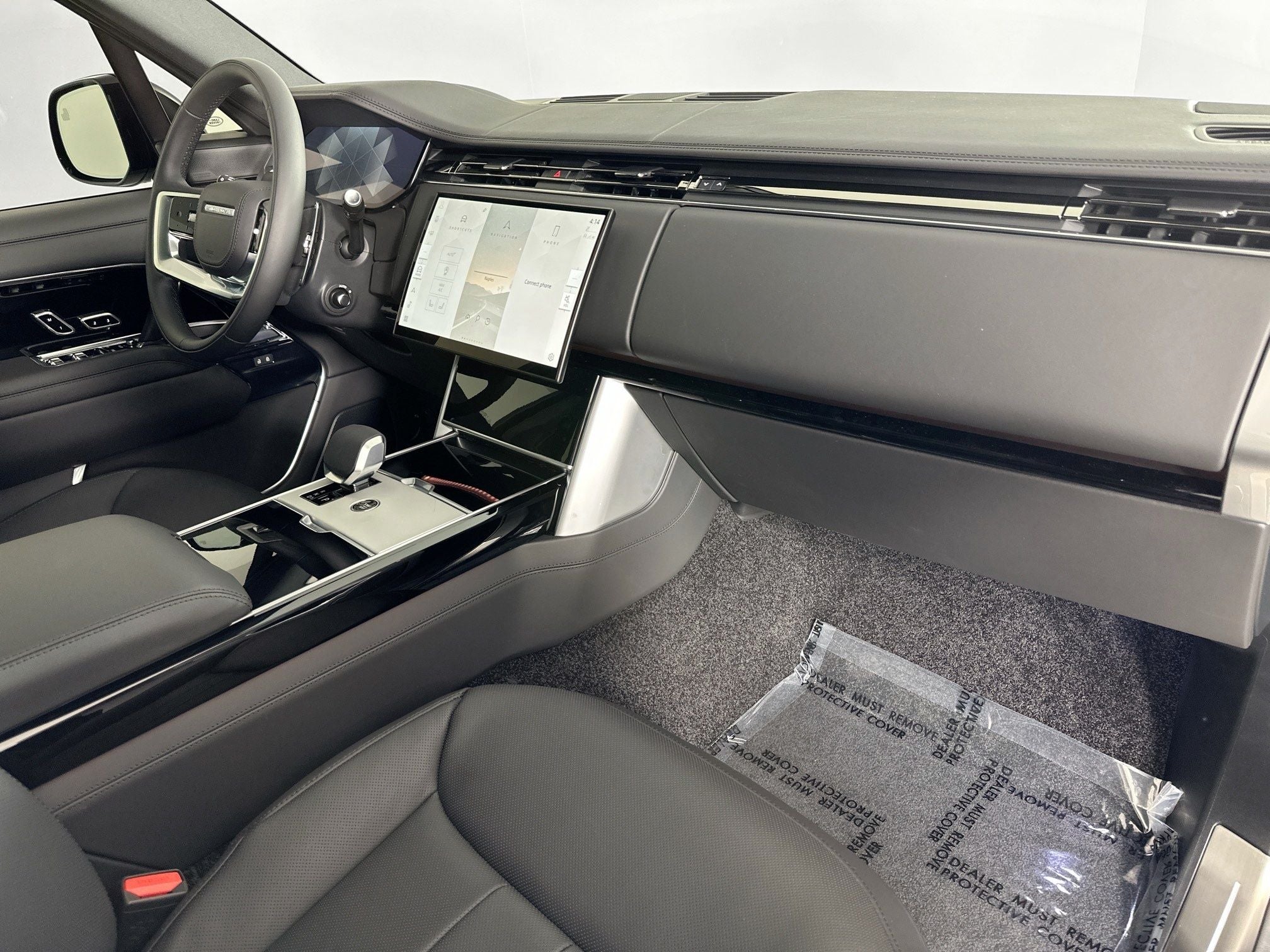 2026 Land Rover Range Rover SE LWB