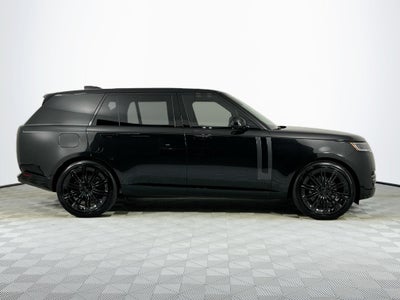 2026 Land Rover Range Rover SE LWB