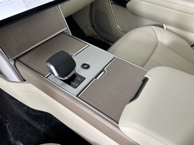 2026 Land Rover Range Rover SE LWB