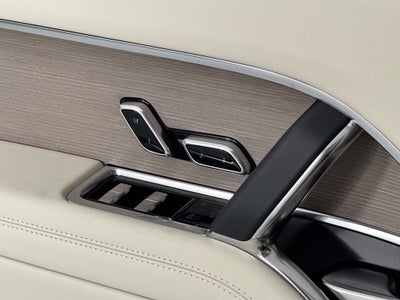 2026 Land Rover Range Rover SE LWB