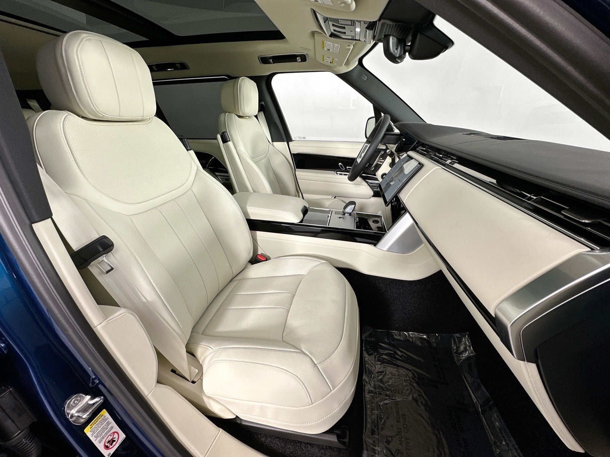 2026 Land Rover Range Rover SE LWB