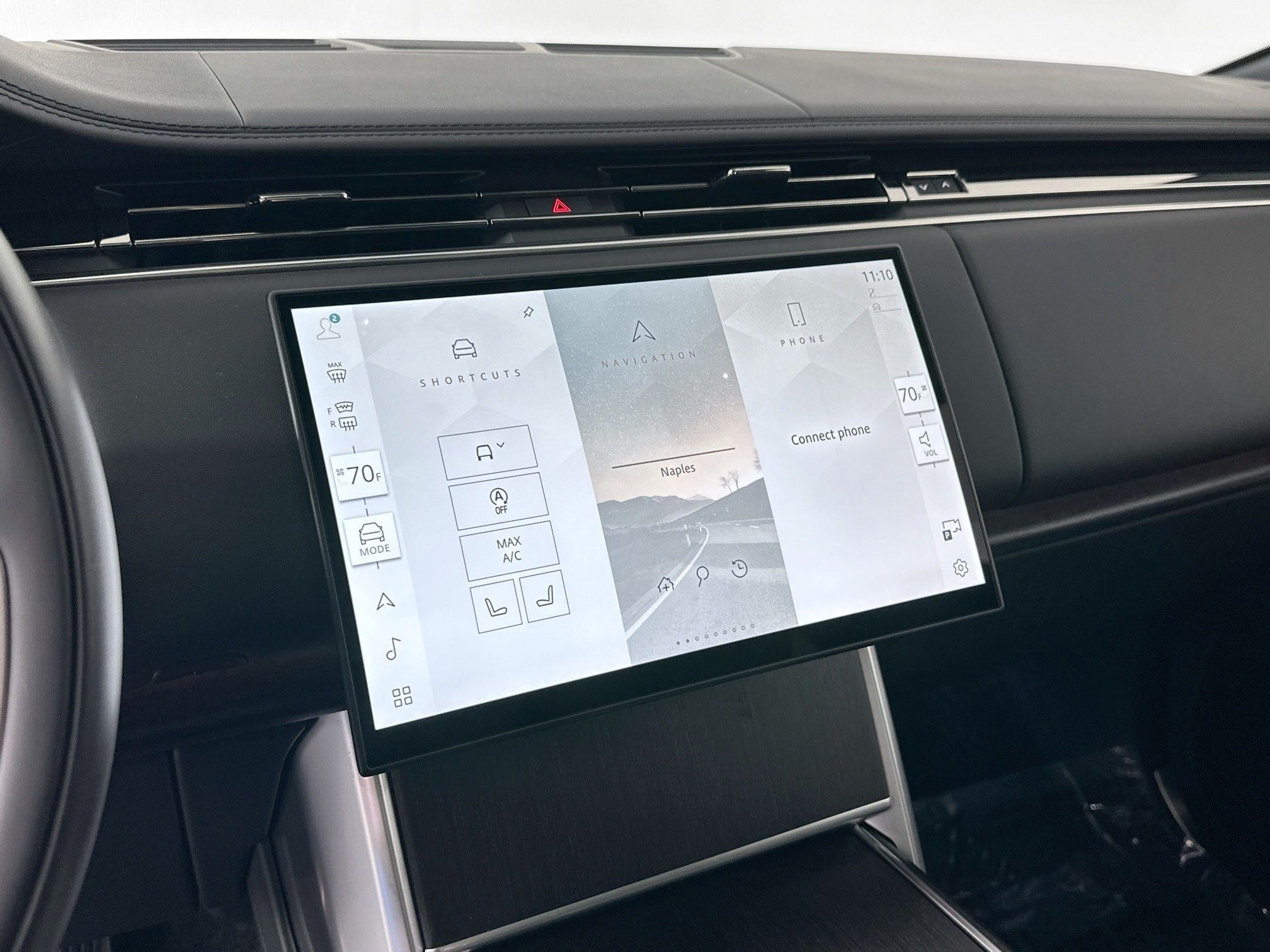2026 Land Rover Range Rover SE LWB