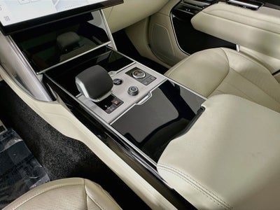 2027 Land Rover Range Rover SE LWB