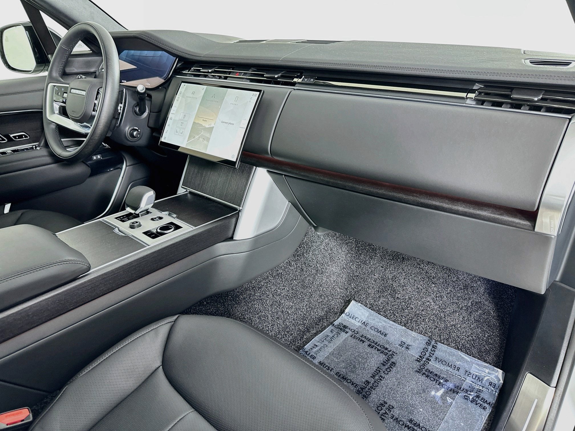 2027 Land Rover Range Rover SE LWB