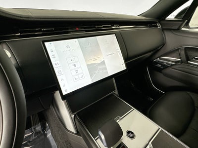2026 Land Rover Range Rover SE LWB