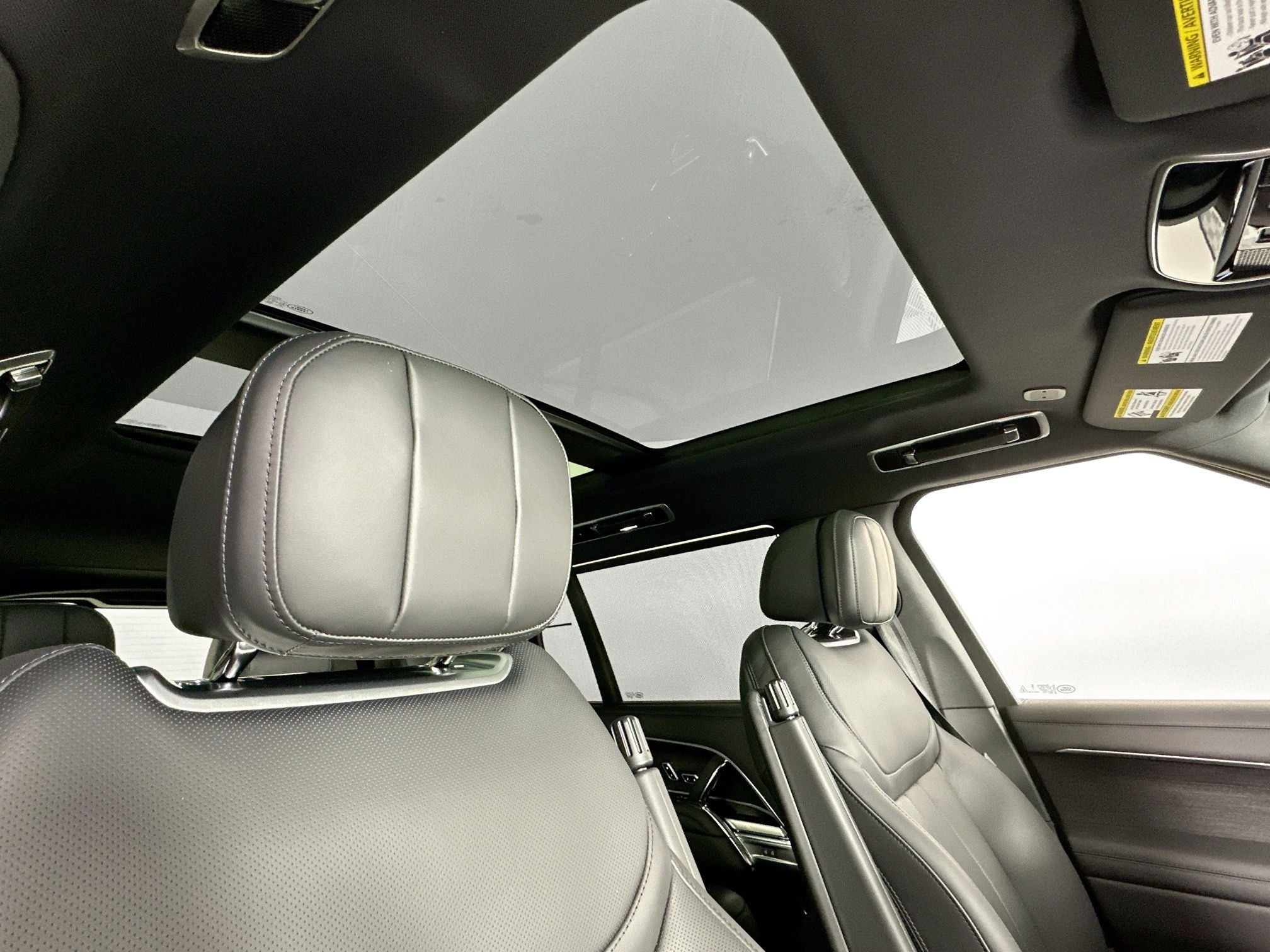 2026 Land Rover Range Rover SE LWB