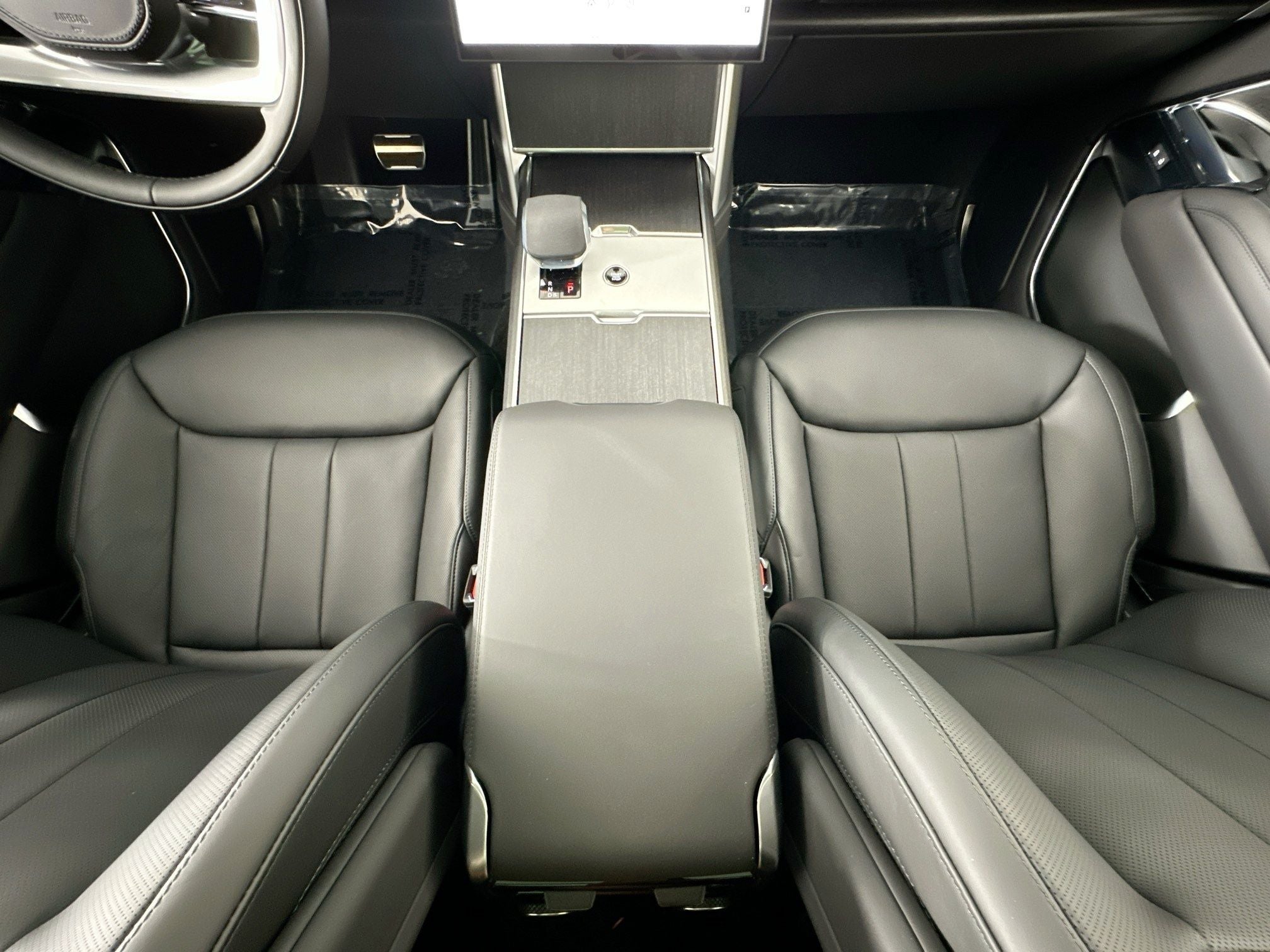 2026 Land Rover Range Rover SE LWB