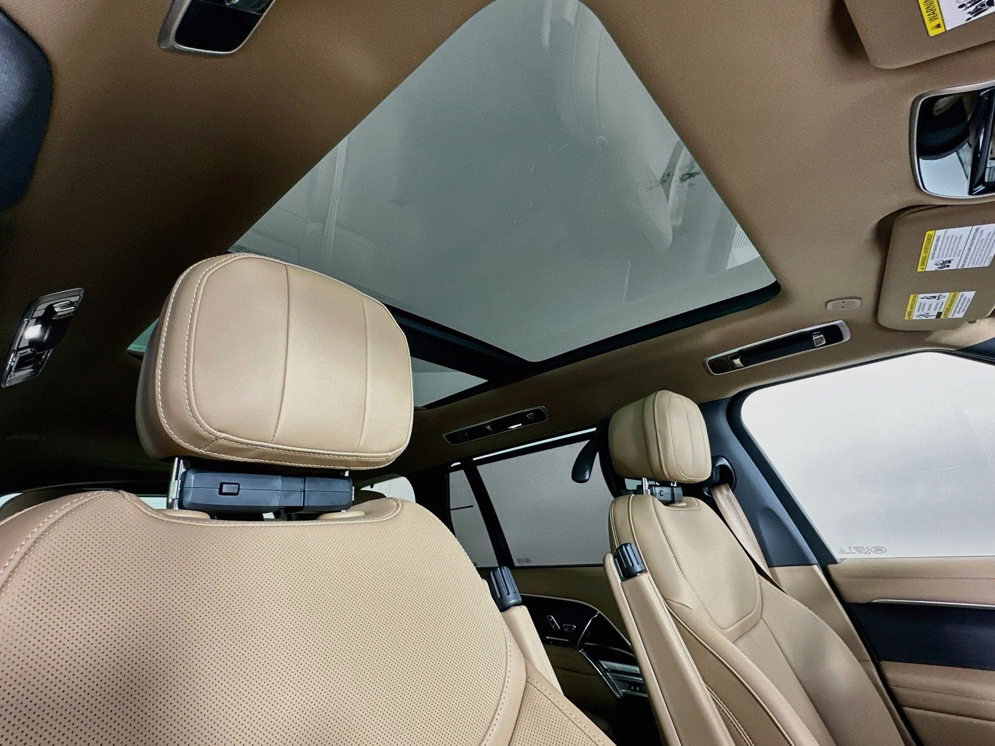 2026 Land Rover Range Rover SE LWB