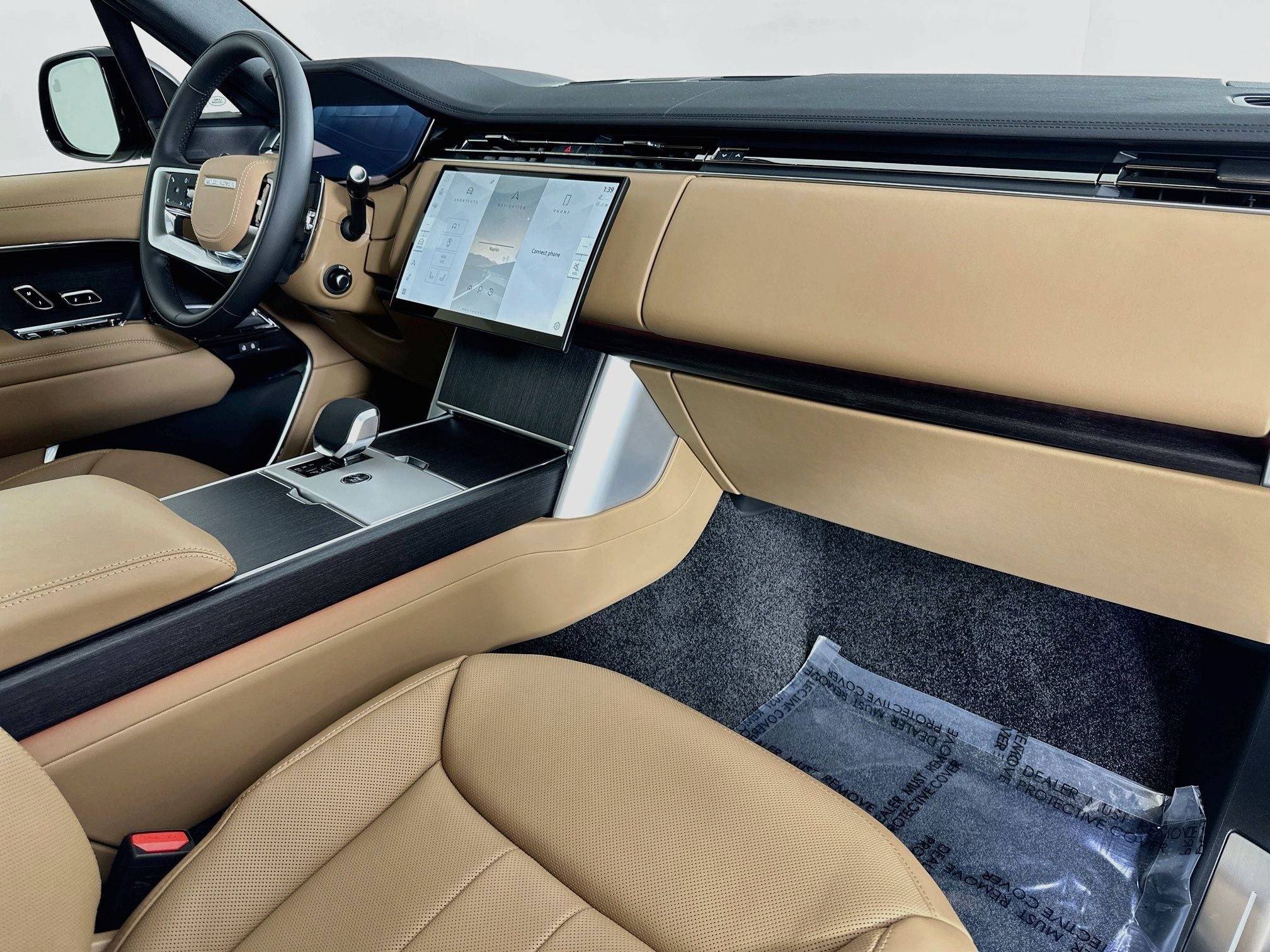 2026 Land Rover Range Rover SE LWB