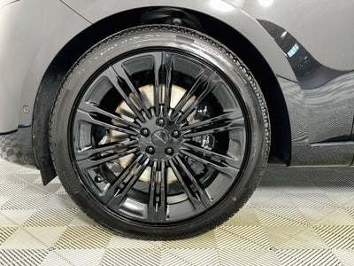 2026 Land Rover Range Rover SE LWB