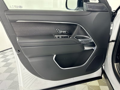 2026 Land Rover Range Rover SE LWB