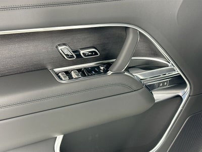 2026 Land Rover Range Rover SE LWB