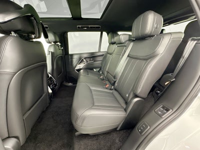 2026 Land Rover Range Rover SE LWB