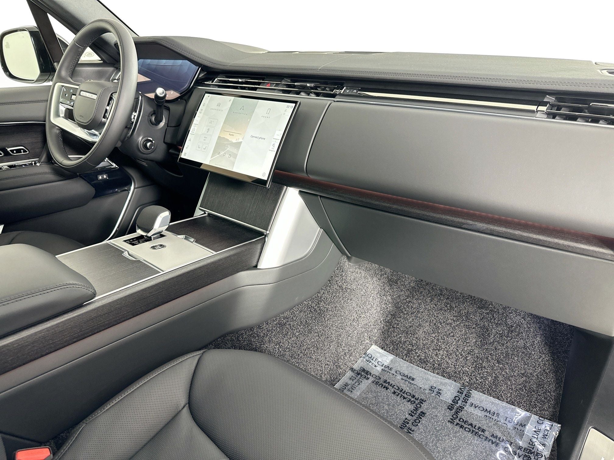 2026 Land Rover Range Rover SE LWB