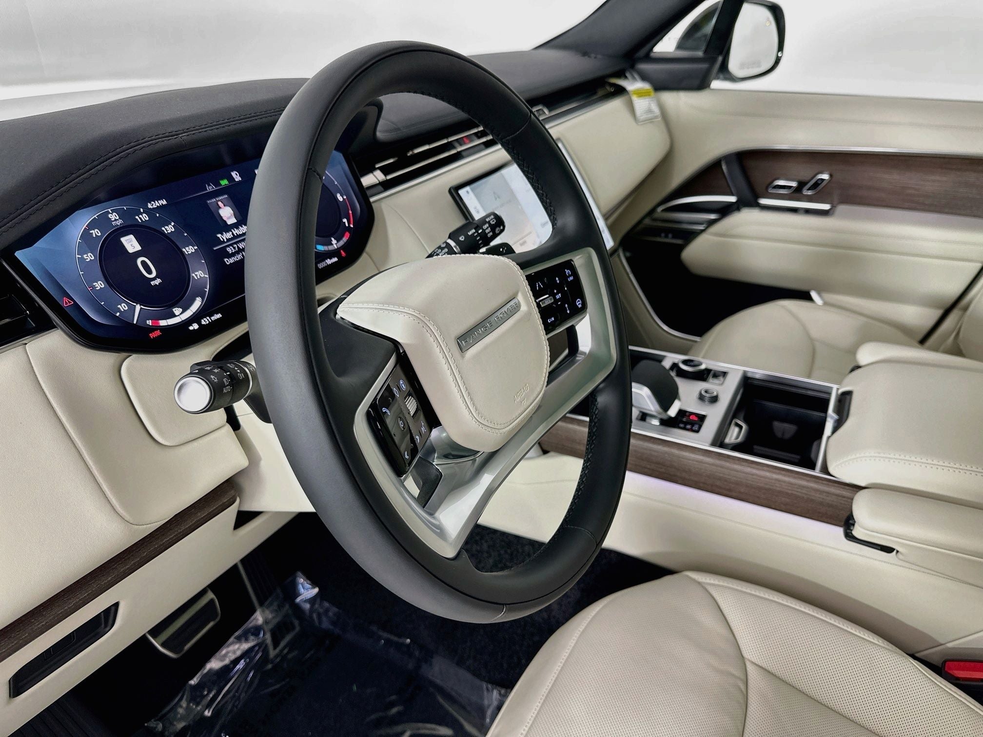 2027 Land Rover Range Rover SE LWB