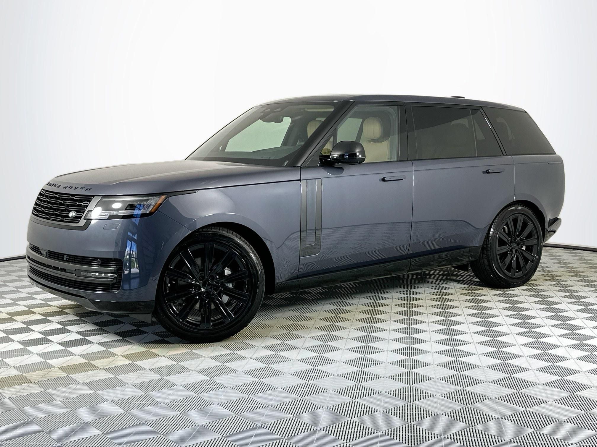 2026 Land Rover Range Rover SE LWB