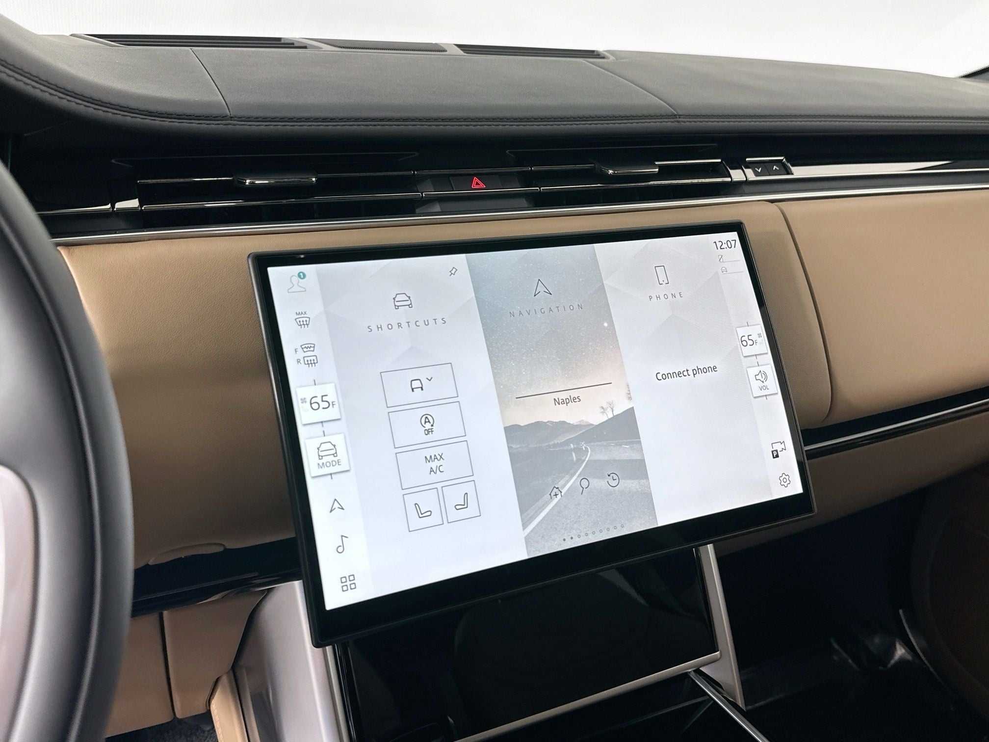 2026 Land Rover Range Rover SE LWB