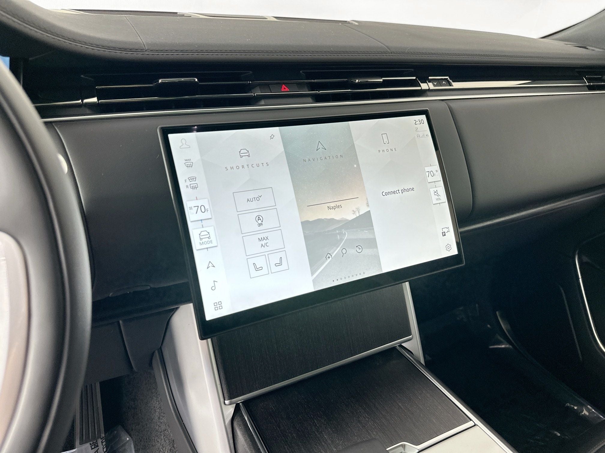 2026 Land Rover Range Rover SE LWB