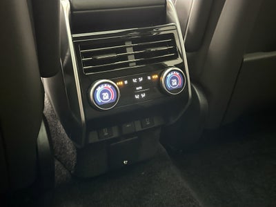 2026 Land Rover Range Rover SE LWB