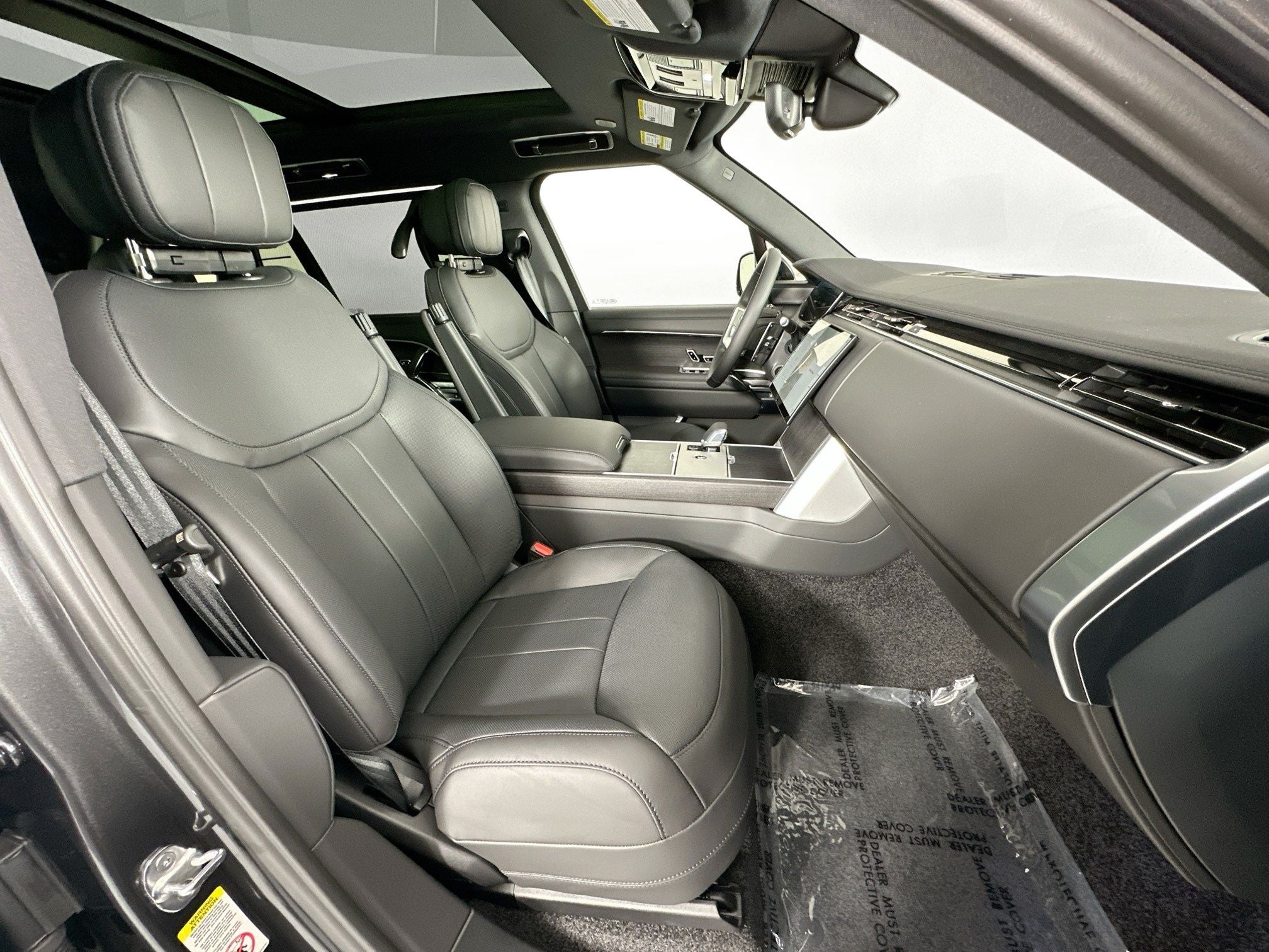 2026 Land Rover Range Rover SE LWB