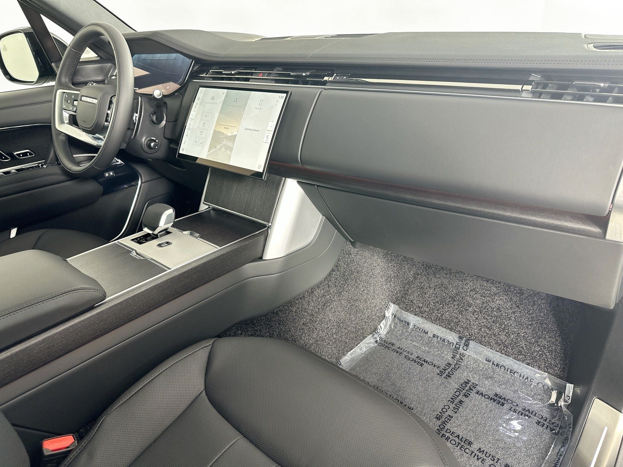 2026 Land Rover Range Rover SE LWB