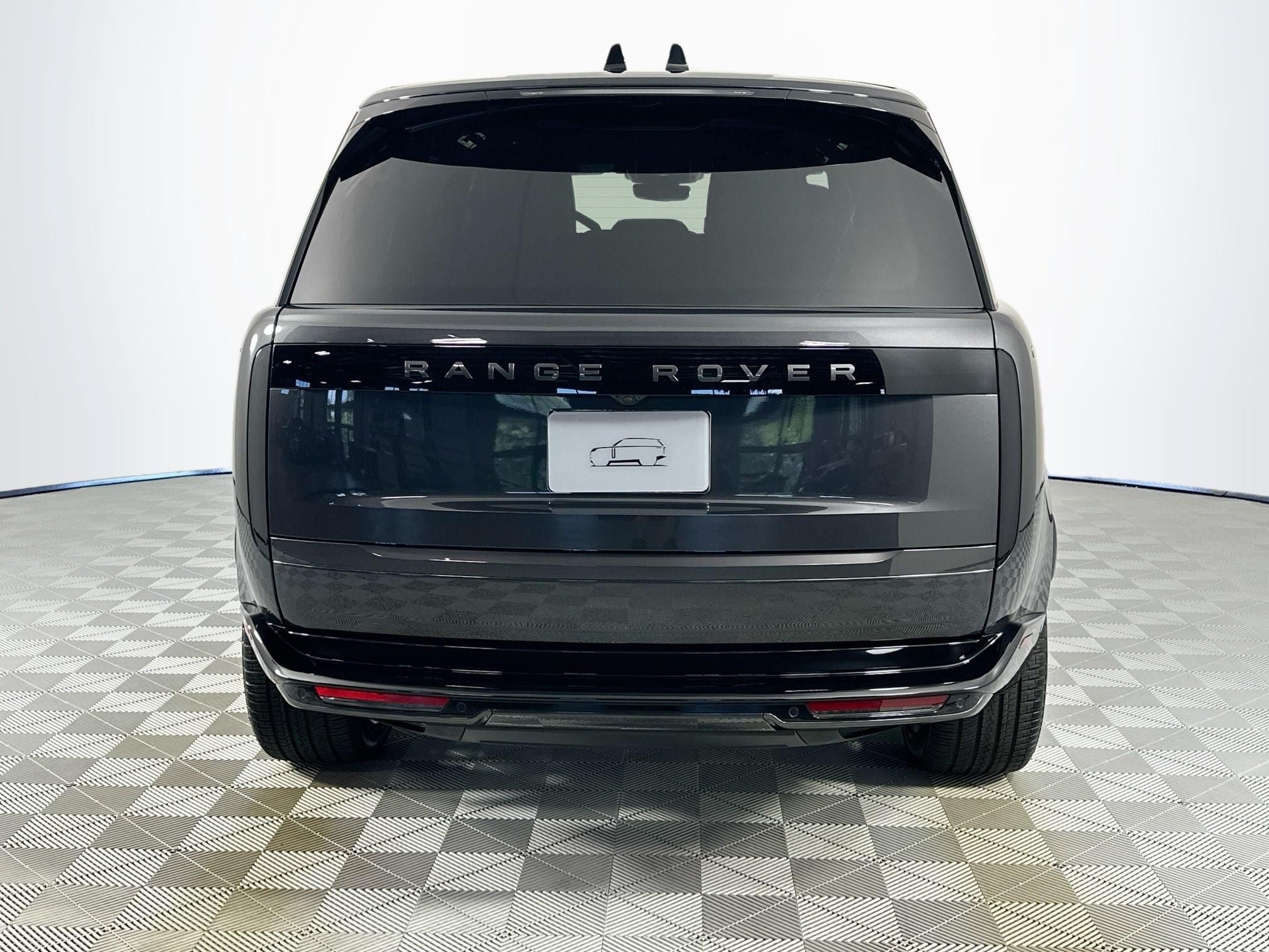 2026 Land Rover Range Rover SE LWB