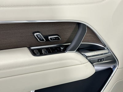 2026 Land Rover Range Rover SE LWB
