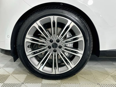 2026 Land Rover Range Rover SE LWB