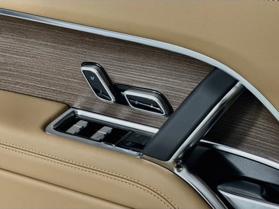 2027 Land Rover Range Rover SE LWB