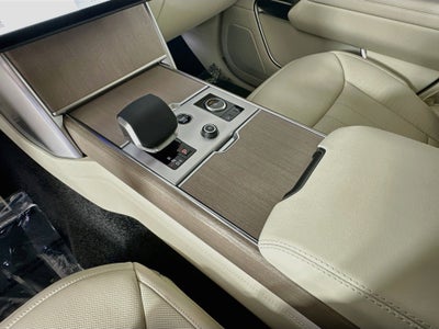2027 Land Rover Range Rover SE LWB