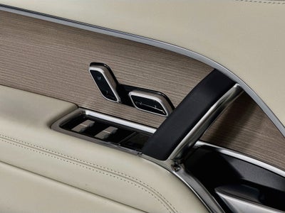 2027 Land Rover Range Rover SE LWB