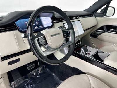 2026 Land Rover Range Rover SE LWB