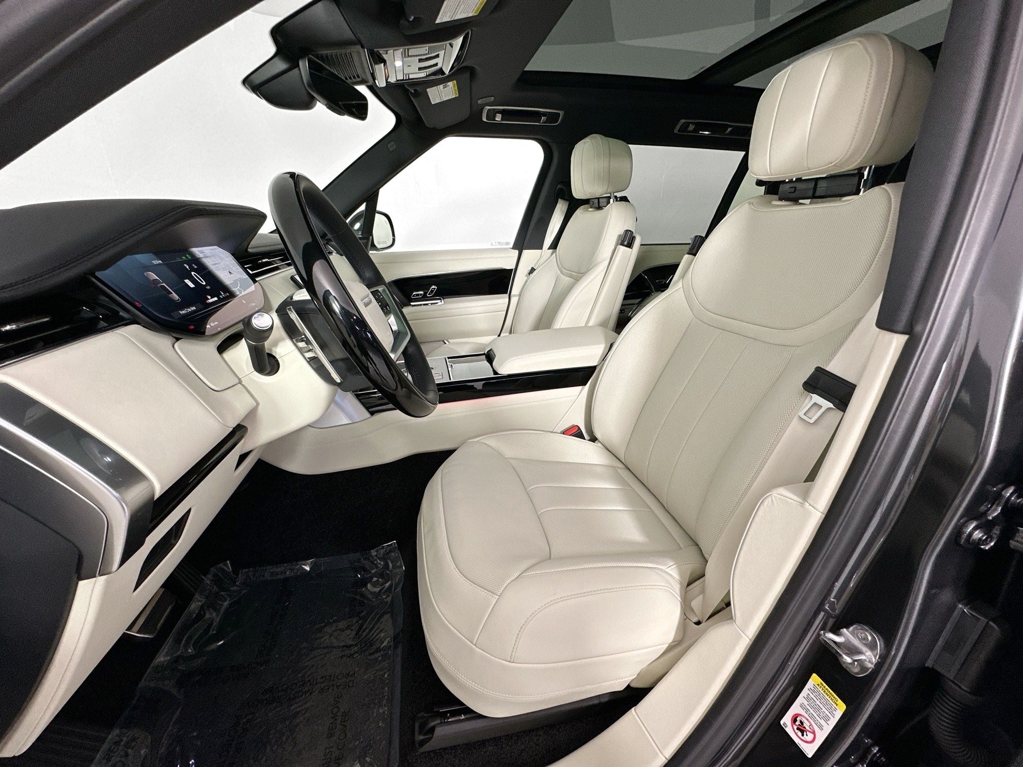 2026 Land Rover Range Rover SE LWB