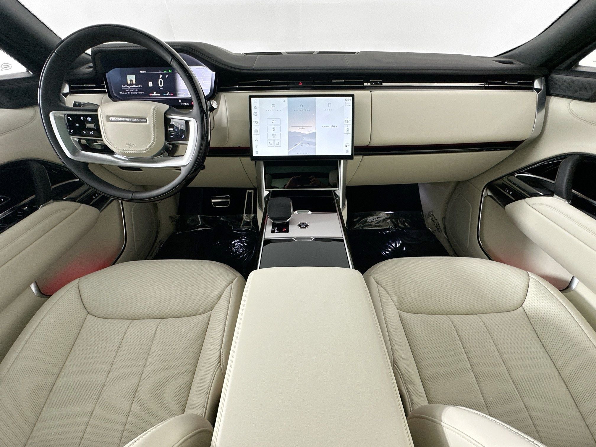 2026 Land Rover Range Rover SE LWB
