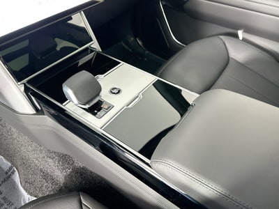 2026 Land Rover Range Rover SE LWB