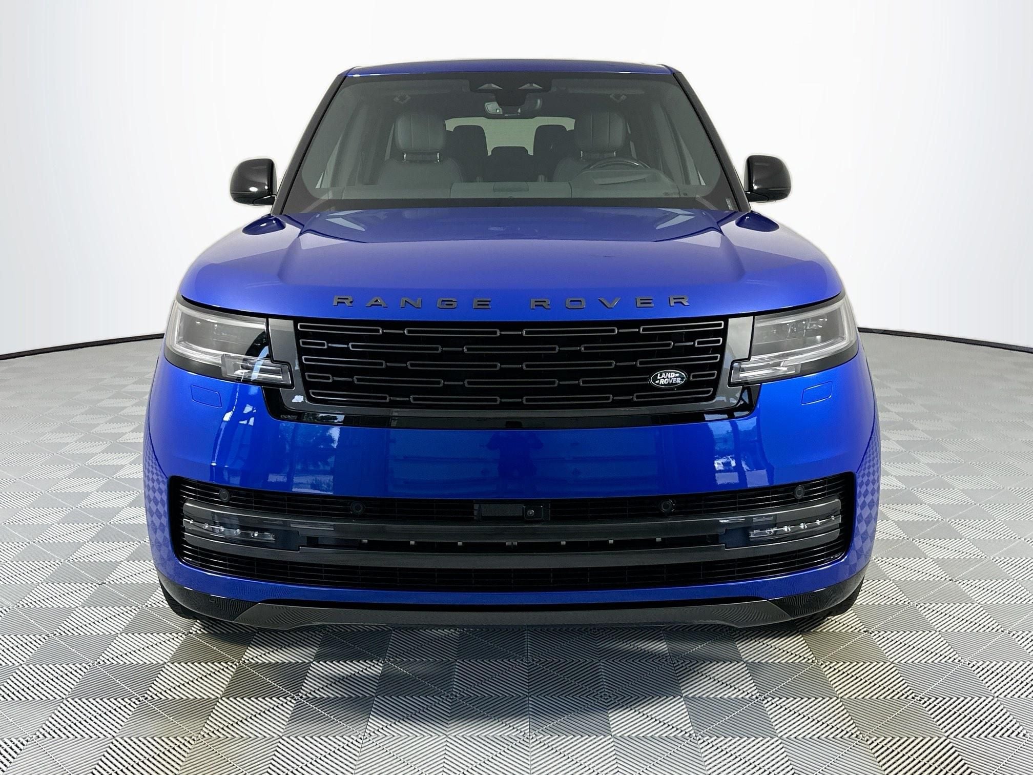 2026 Land Rover Range Rover SE LWB
