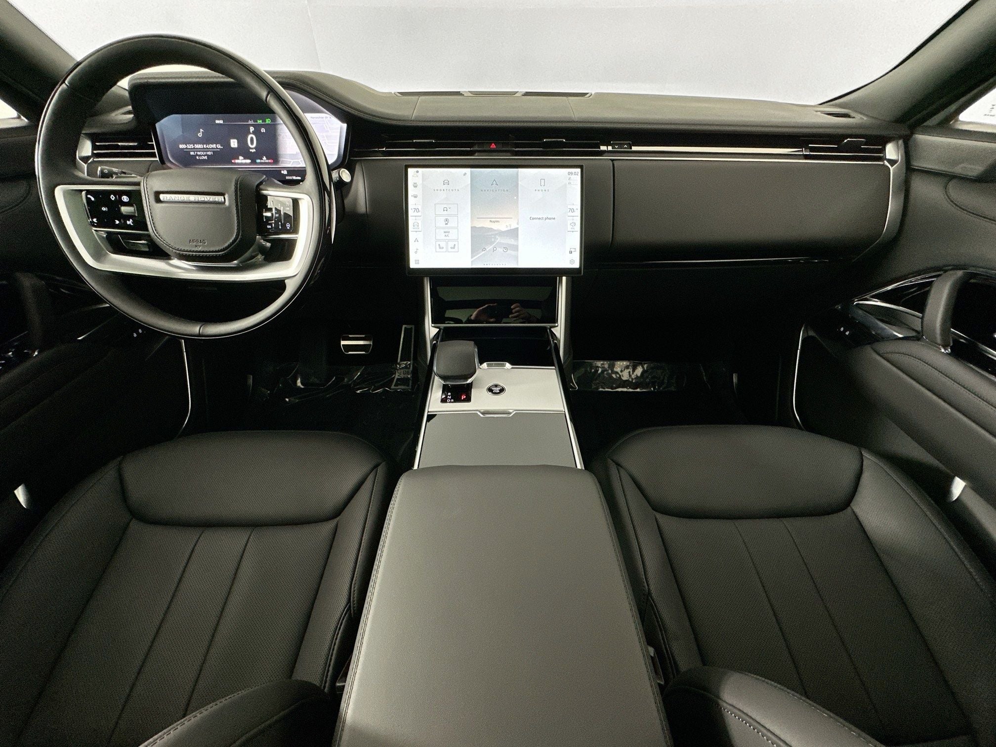 2026 Land Rover Range Rover SE LWB