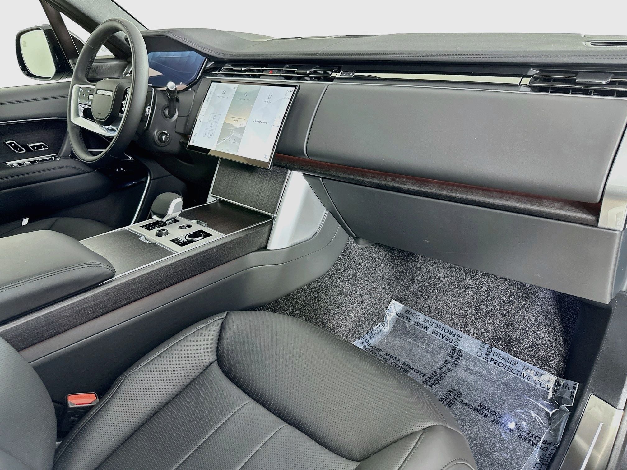 2027 Land Rover Range Rover SE LWB
