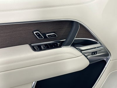 2027 Land Rover Range Rover SE LWB