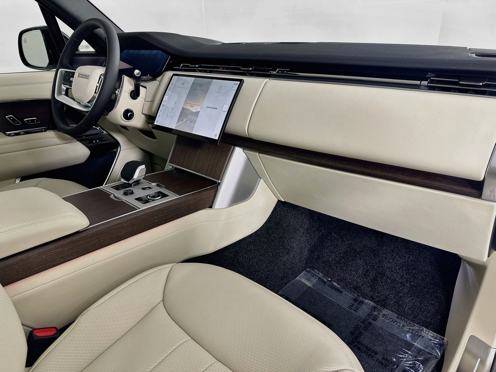 2027 Land Rover Range Rover SE LWB