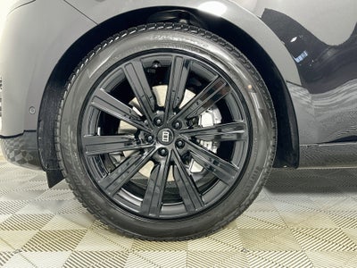 2027 Land Rover Range Rover SE LWB