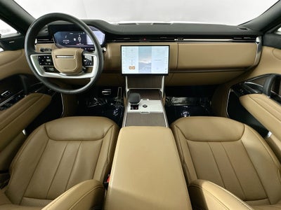 2025 Land Rover Range Rover SE