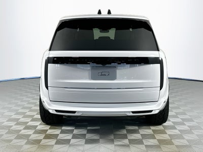 2025 Land Rover Range Rover SE