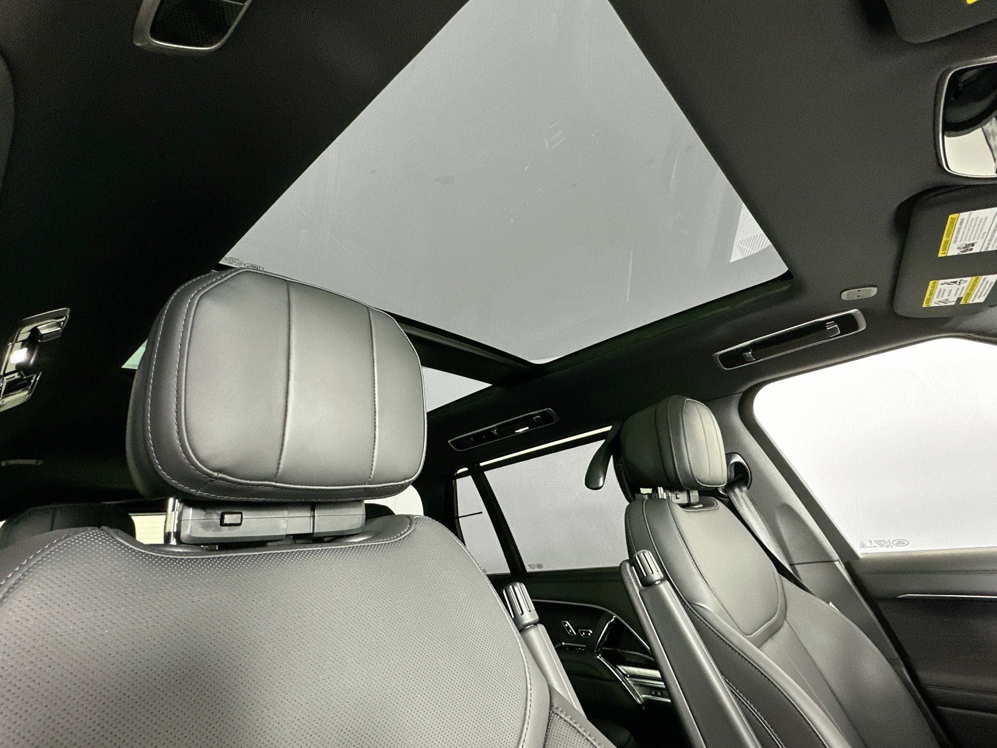 2026 Land Rover Range Rover SE LWB