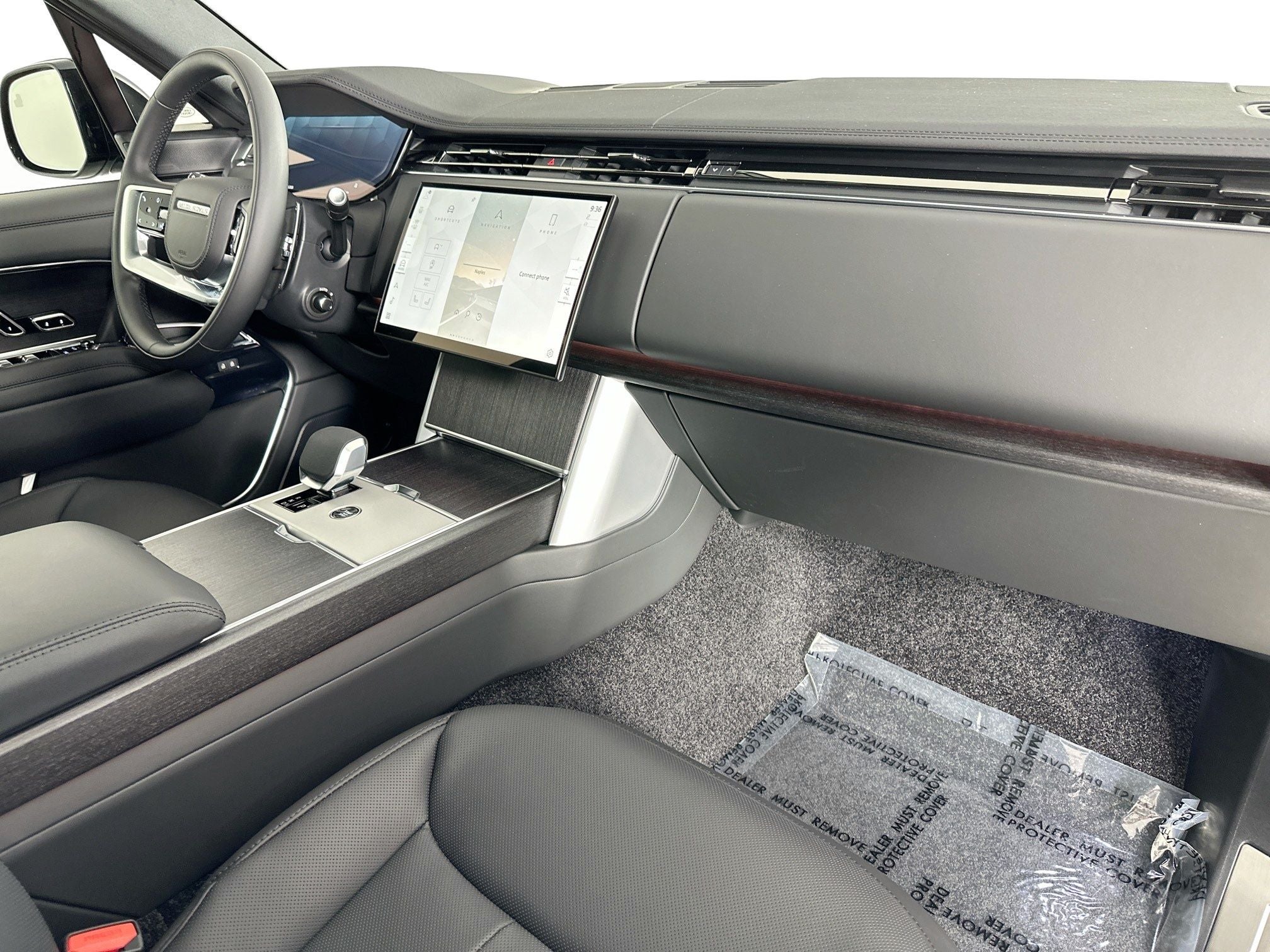 2026 Land Rover Range Rover SE LWB