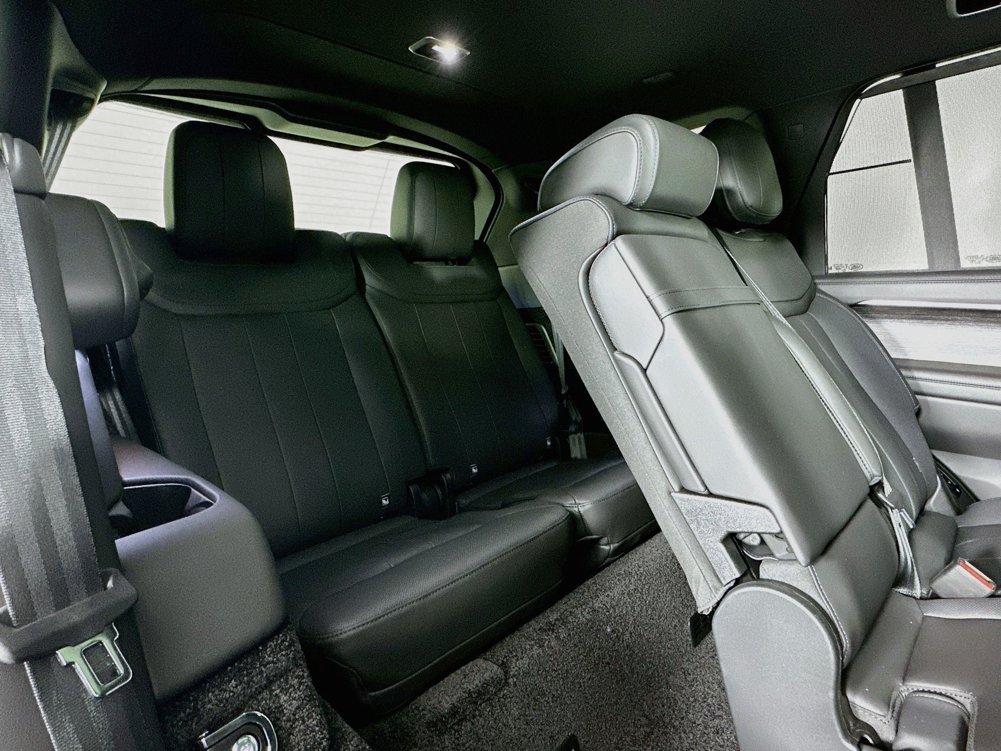 2026 Land Rover Range Rover SE LWB