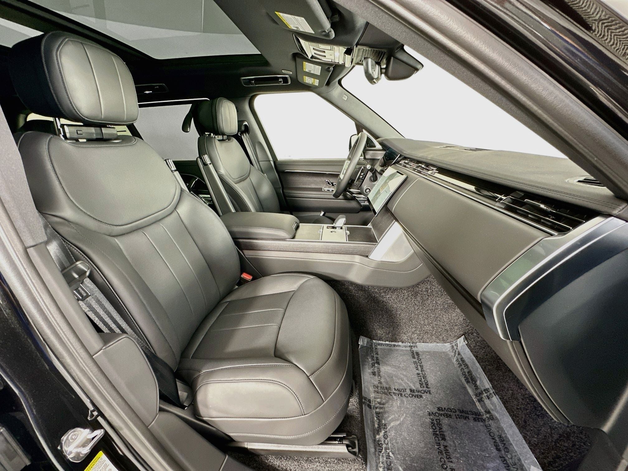 2026 Land Rover Range Rover SE LWB